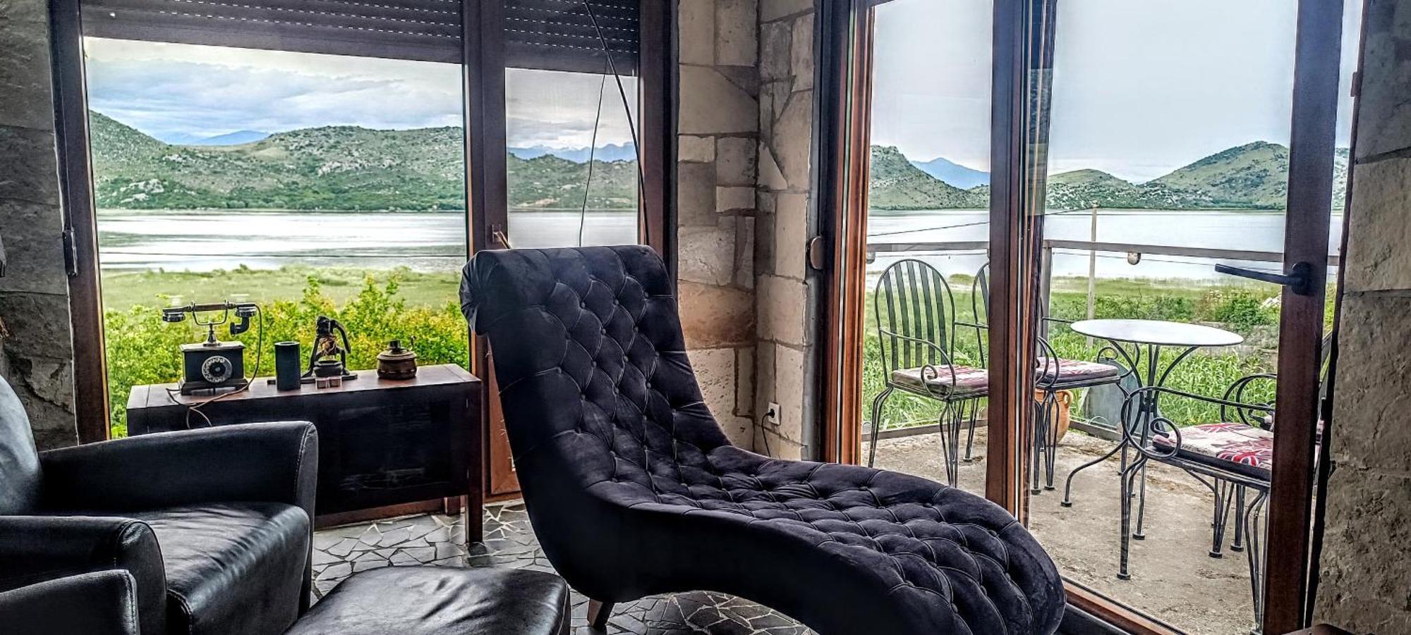 Haustor Skadar Lake Podgorica Exteriör bild